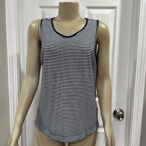 THEORY NAVY BLUE TANK TOP.
